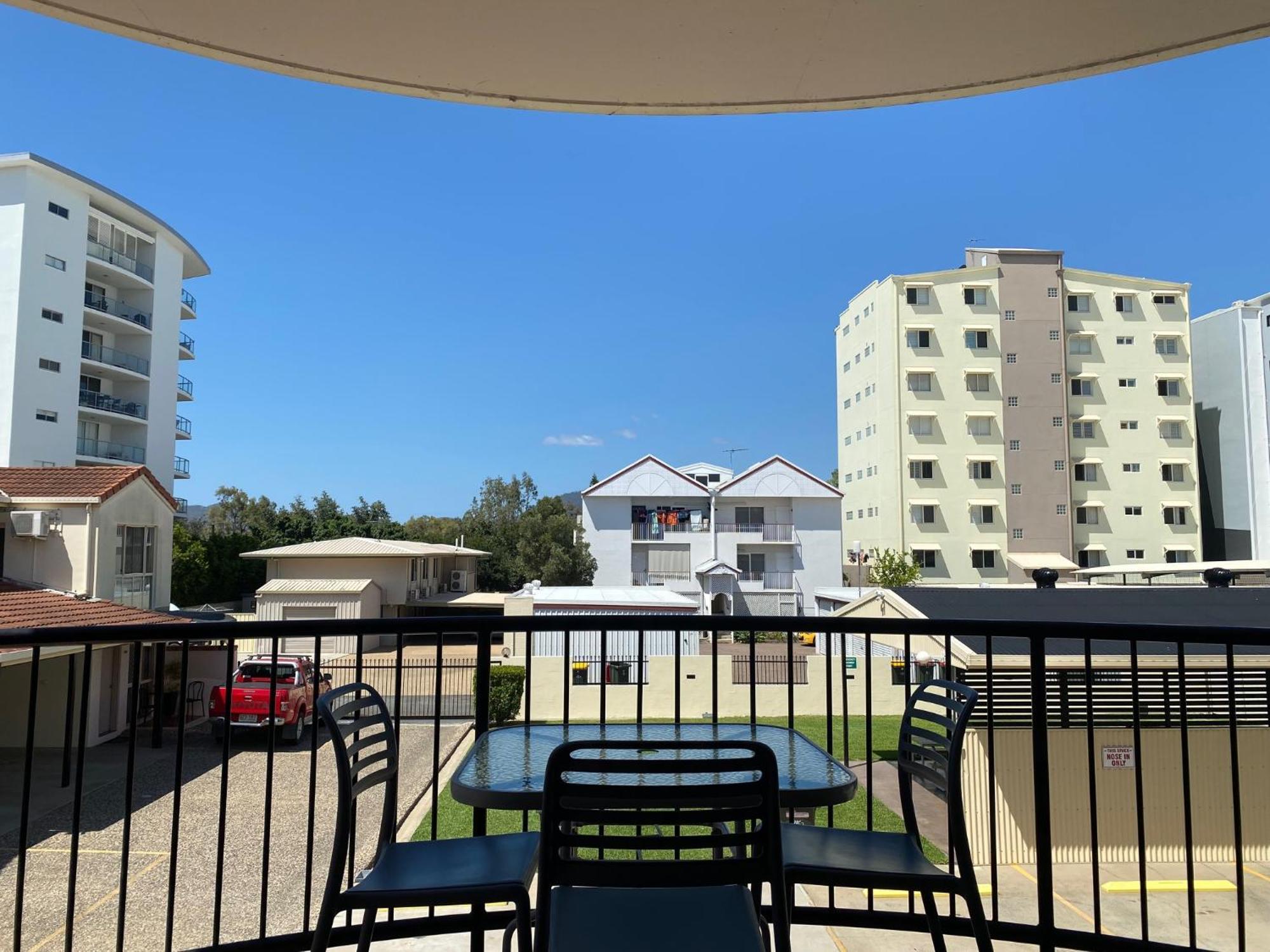 Cityville Apartamentos de lujo&Motel Rockhampton Habitación foto