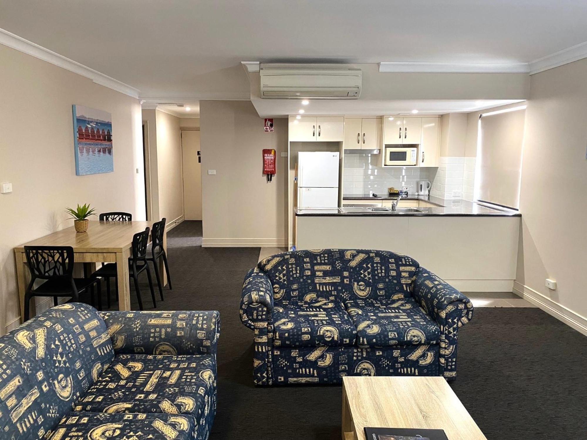 Cityville Apartamentos de lujo&Motel Rockhampton Habitación foto